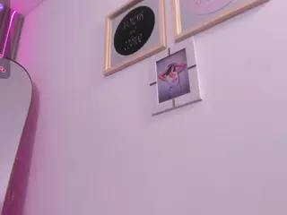 Chlooee's Live Sex Cam Show