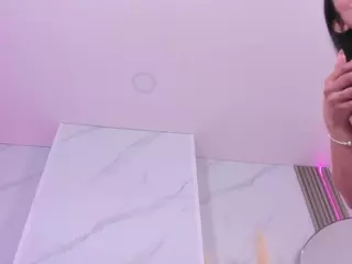 Chlooee's Live Sex Cam Show