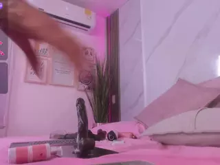 Chlooee's Live Sex Cam Show