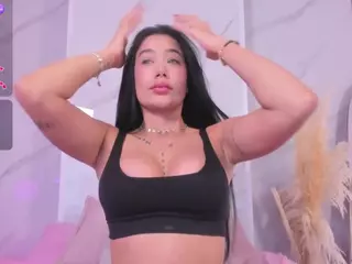 Chlooee's Live Sex Cam Show