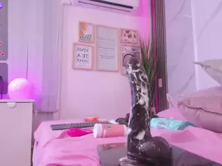 Chlooee's Live Sex Cam Show