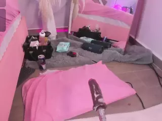 Chlooee's Live Sex Cam Show