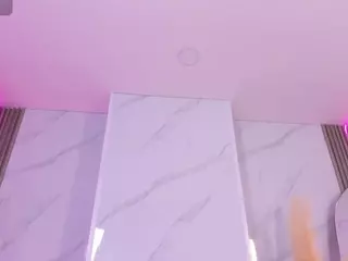 Chlooee's Live Sex Cam Show