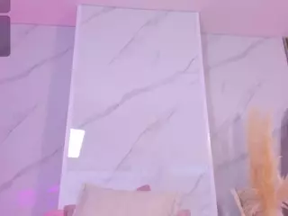 Chlooee's Live Sex Cam Show