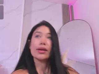 Chlooee's Live Sex Cam Show