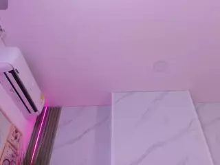 Chlooee's Live Sex Cam Show