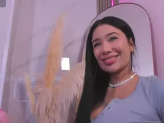 Chlooee's Live Sex Cam Show