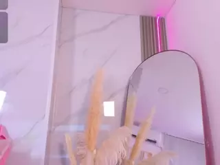 Chlooee's Live Sex Cam Show