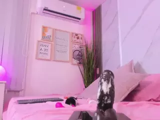 Chlooee's Live Sex Cam Show