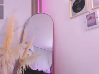Chlooee's Live Sex Cam Show