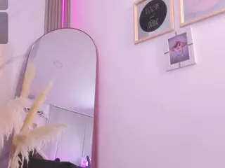 Chlooee's Live Sex Cam Show