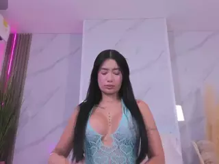 Chlooee's Live Sex Cam Show