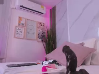 Chlooee's Live Sex Cam Show