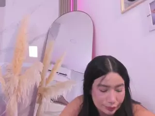 Chlooee's Live Sex Cam Show