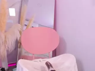Chlooee's Live Sex Cam Show