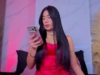 Live cam show with Chlooee