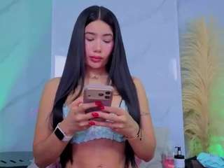 Chlooee's Live Sex Cam Show
