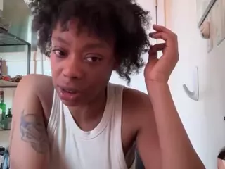 DelightfulDark's Live Sex Cam Show
