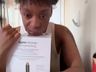 DelightfulDark's Live Sex Cam Show