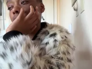 DelightfulDark's Live Sex Cam Show