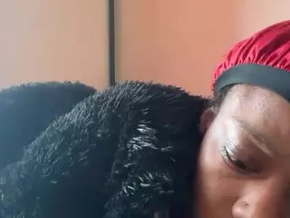 DelightfulDark's Live Sex Cam Show