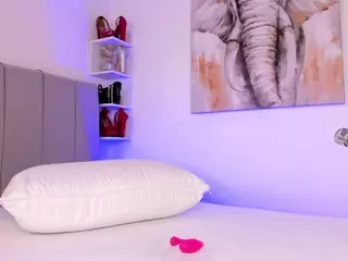 Diana's Live Sex Cam Show