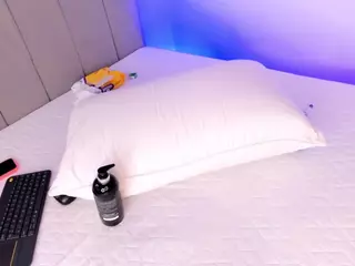 Diana's Live Sex Cam Show