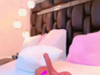 Sarahgrey18's Live Sex Cam Show