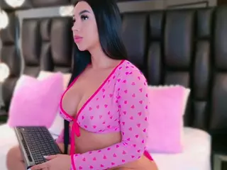 Sarahgrey18's Live Sex Cam Show