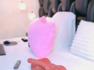 Sarahgrey18's Live Sex Cam Show