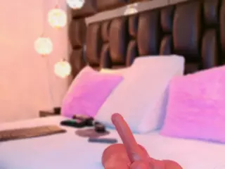 Sarahgrey18's Live Sex Cam Show