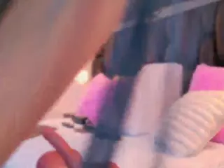 Sarahgrey18's Live Sex Cam Show