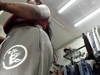Live cam show with mareiabold