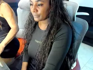 mareiabold's Live Sex Cam Show
