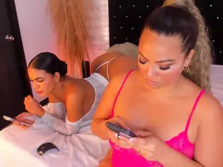 SexySofiax's Live Sex Cam Show