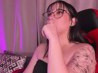 ARYA's Live Sex Cam Show
