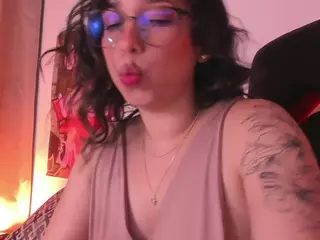 ARYA's Live Sex Cam Show