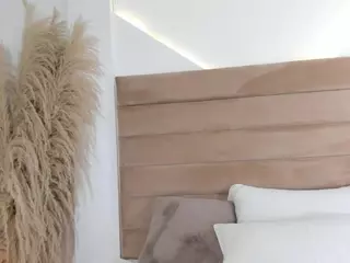 ValerieDiaz's Live Sex Cam Show