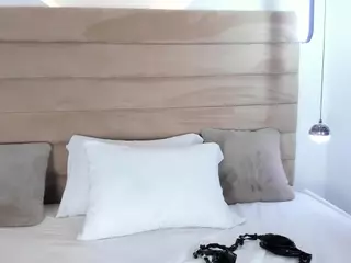 ValerieDiaz's Live Sex Cam Show
