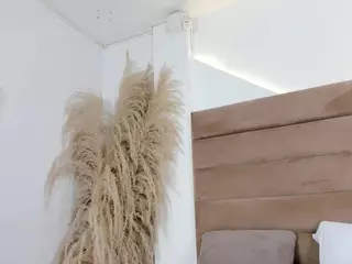 ValerieDiaz's Live Sex Cam Show