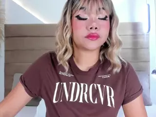 ValerieDiaz's Live Sex Cam Show