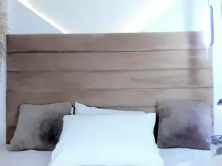 ValerieDiaz's Live Sex Cam Show