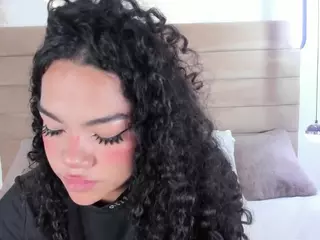ValerieDiaz's Live Sex Cam Show
