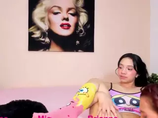 Cloe-World1's Live Sex Cam Show