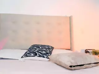 latindolly's Live Sex Cam Show