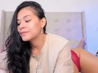 latindolly's Live Sex Cam Show