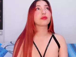 Evaa's Live Sex Cam Show