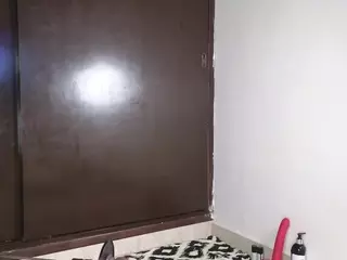 Ivanna Diamon's Live Sex Cam Show