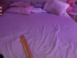 WildLora's Live Sex Cam Show