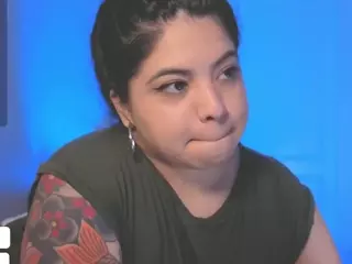 Kimmiakiss's Live Sex Cam Show